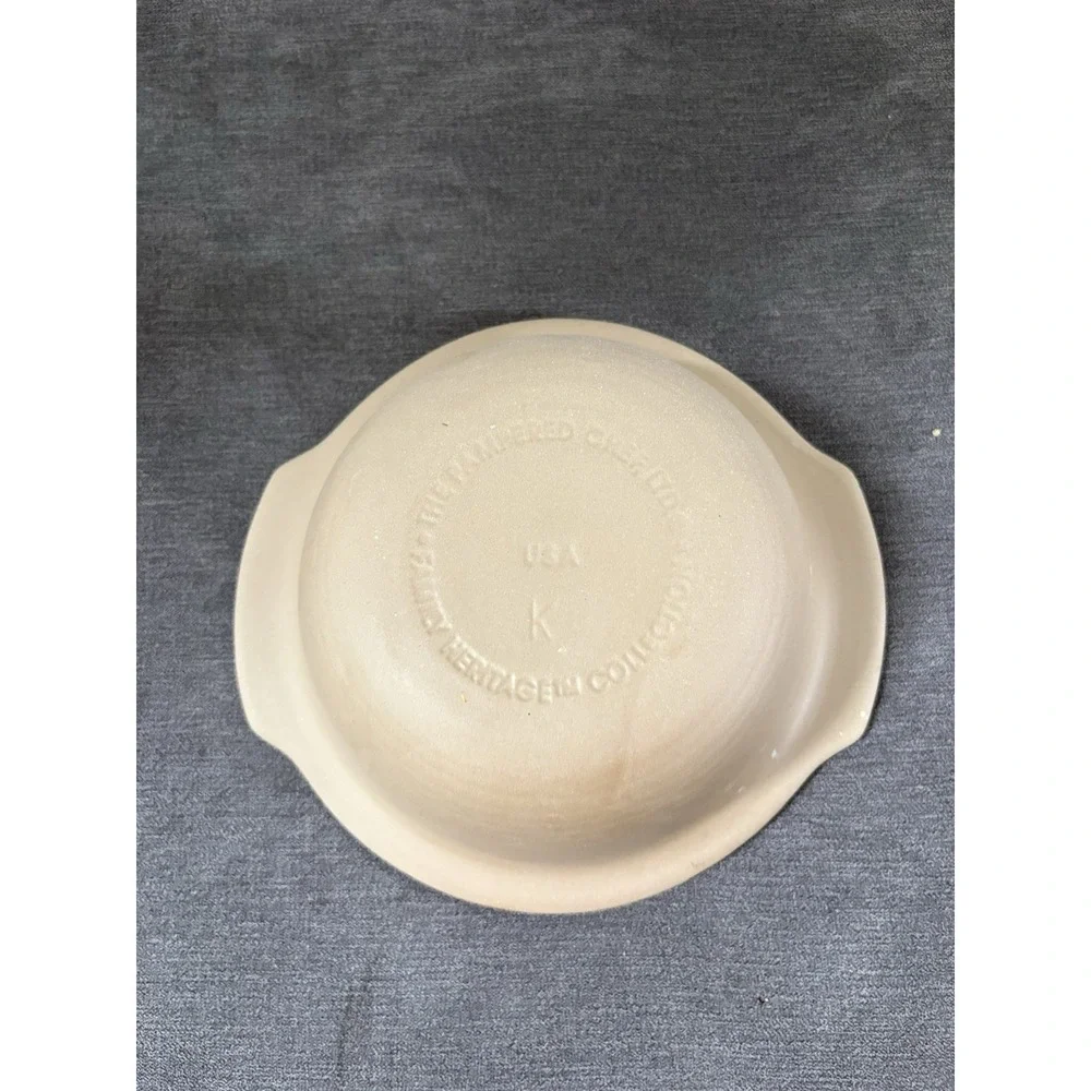 Vintage Pampered Chef Family Heritage Stoneware Small Bread 9